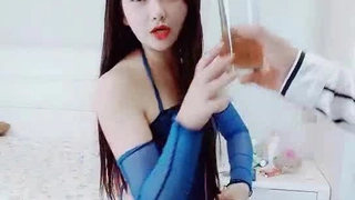 自拍无码精品在线观看-深谷で田植えをする稲作農家の巨乳嫁 観月しおり的的!