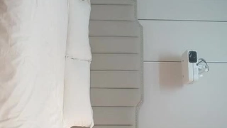 下一篇中文字幕人妻-快餐豪哥1500约炮粉逼艺校兼职妹逼太紧几分钟就把哥搞射了的!